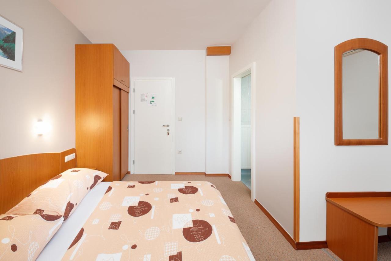 Rooms Sustersic Ljubljana Exterior photo