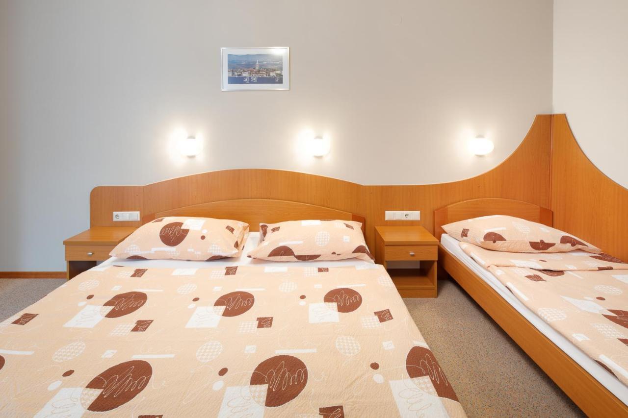 Rooms Sustersic Ljubljana Exterior photo